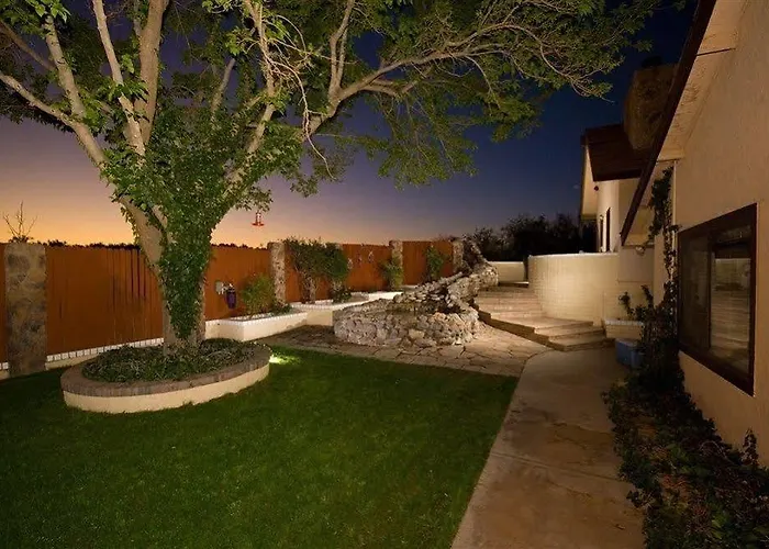 Desert Rose Cottonwood